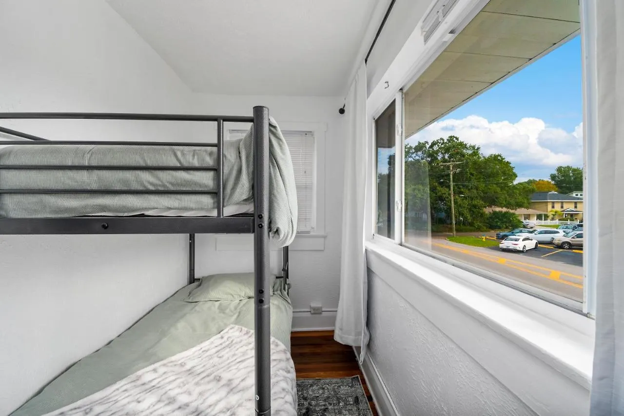 Apartment 1 Min Away From Bayshore, Sleeps 7 Tampa 0*,  United States