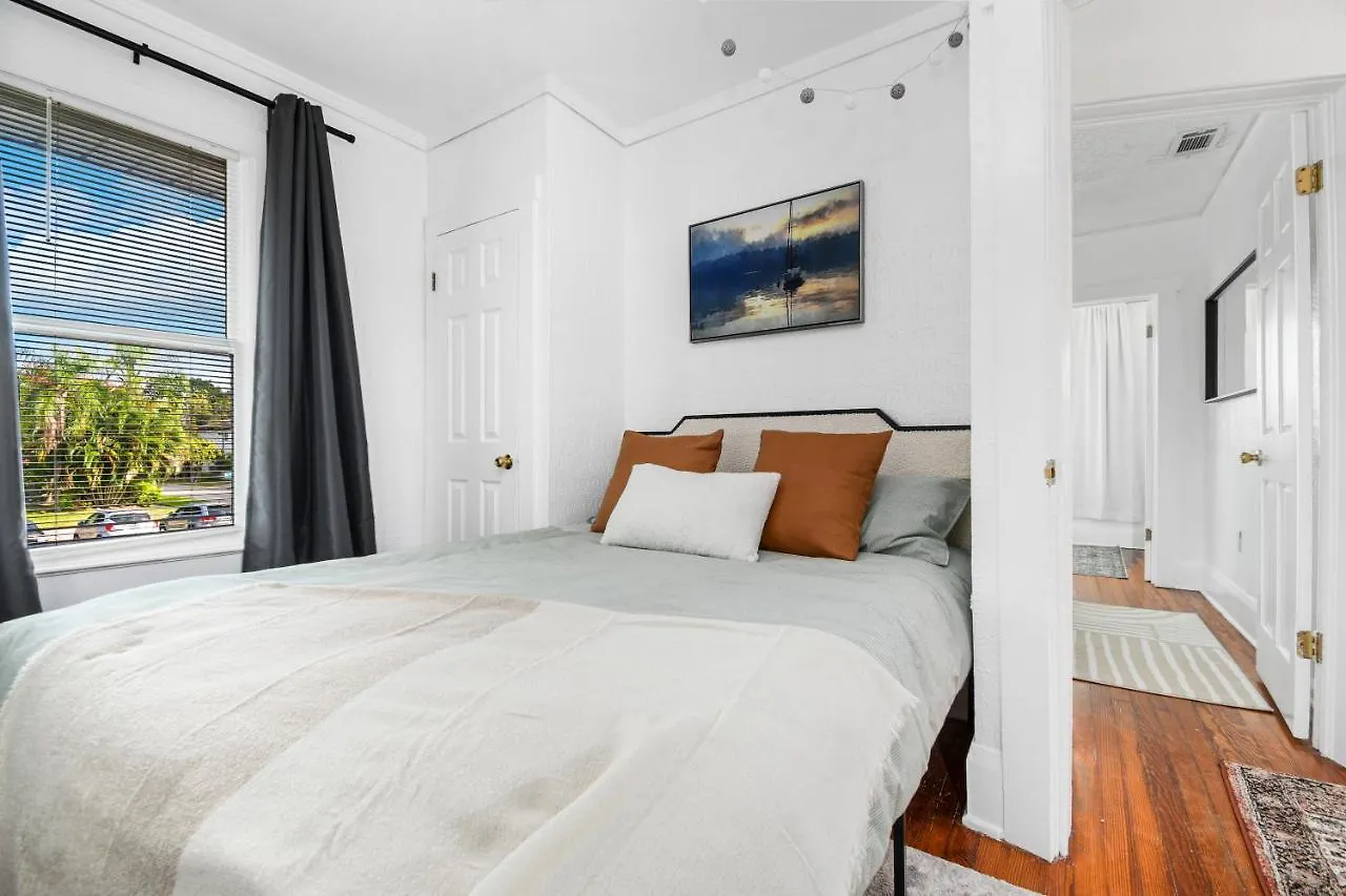 Apartment 1 Min Away From Bayshore, Sleeps 7 Tampa United States
