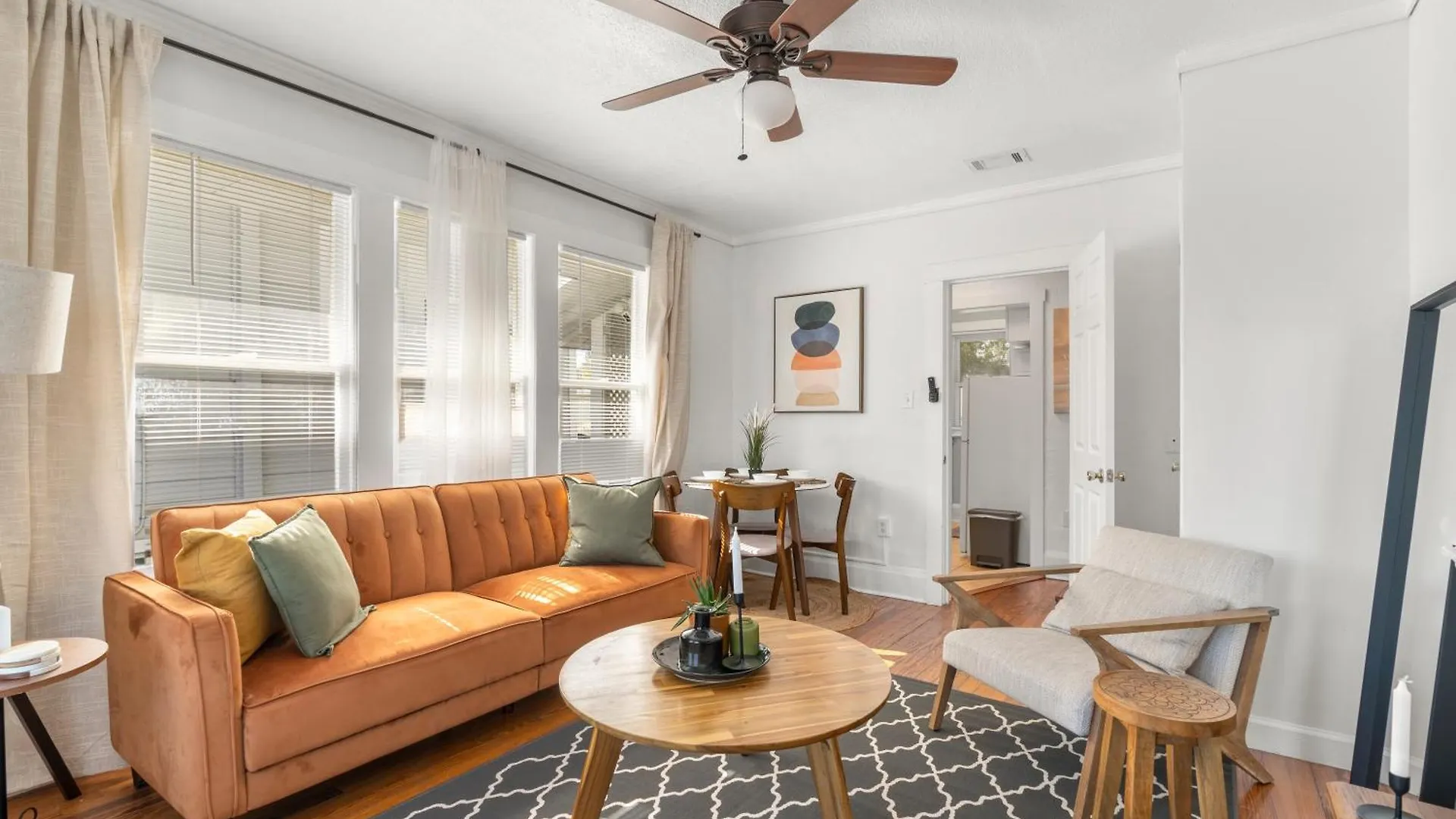 Apartment 1 Min Away From Bayshore, Sleeps 7 Tampa